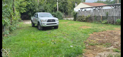 944 N Luett Avenue, Indianapolis - 11