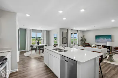 255 Holly Lane, Greenfield - 10