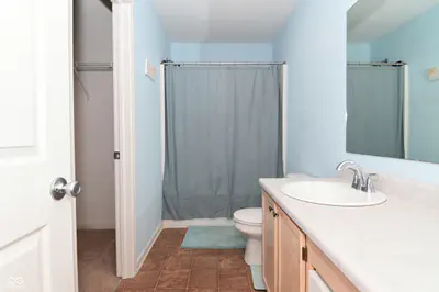 2372 Shadowbrook Drive, Plainfield - 32