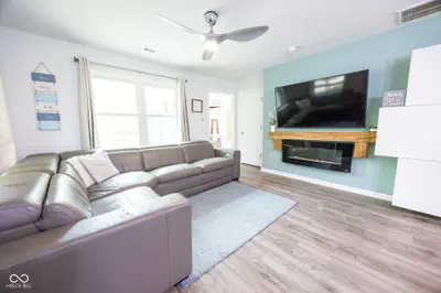 7980-7984 Royal Avenue, Zionsville - 77