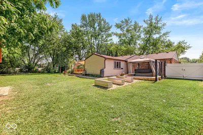 353 Broken Arrow Circle, Indianapolis - 29