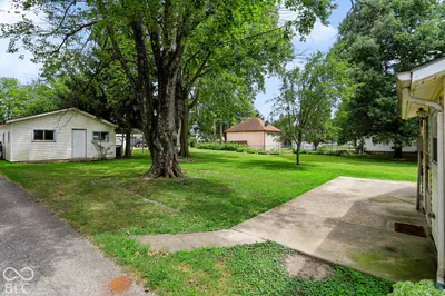 1014 Harrison Street, Rushville - 32