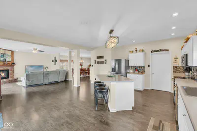 8801 Browns Valley Lane, Camby - 21