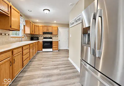 894 Lincoln Heights Drive, Martinsville - 57