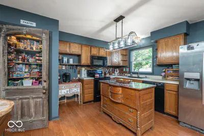 7334 Reformatory Road, Fortville - 6