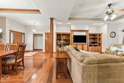 4383 Red Hawk Court, Columbus - 11