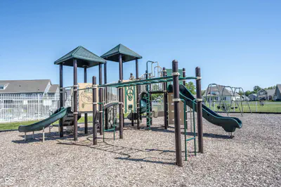 18176 Lakes End Drive, Westfield - 87