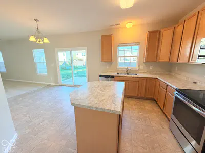652 Classic Lane, Greenwood - 7