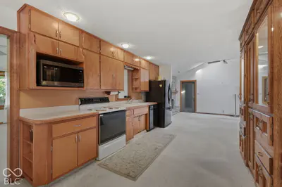 4620 S Senate Avenue, Indianapolis - 12