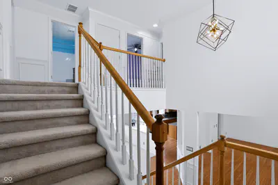 13973 Avalon East Drive, Fishers - 38