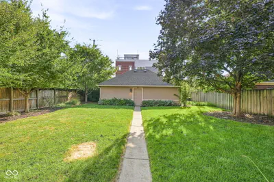 1567 Broadway Street, Indianapolis - 27