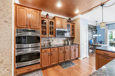 9554 Oakley Drive, Indianapolis - 8