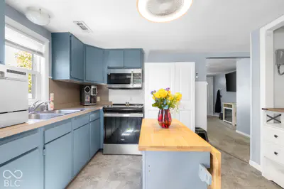 819 Washington Street, Hope - 12