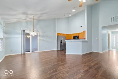 8140 Burnett Boulevard, Avon - 7