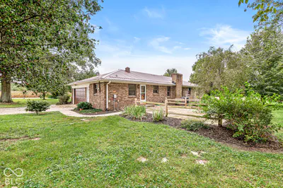 12765 Walters Road, Martinsville - 18