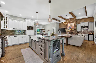 8700 Georgetown Road, Columbus - 36