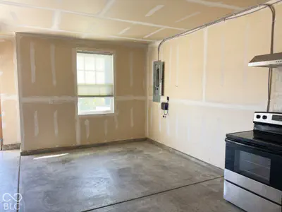 6162 Crabapple Drive, Whitestown - 21