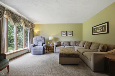 1170 W Base Road, North Vernon - 9