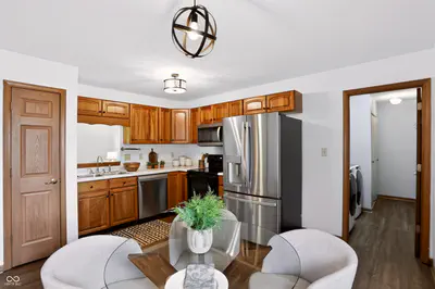 10680 Ashview Drive, Fishers - 15