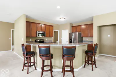 1430 Stoney Pointe Way, Avon - 8