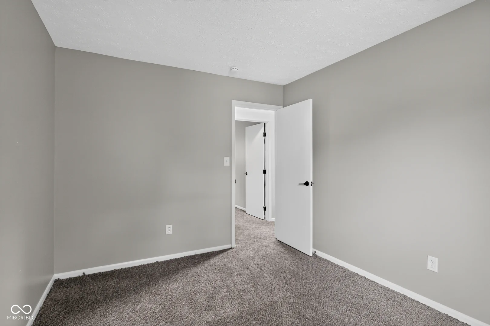 10211 Meadowlark Drive, Indianapolis