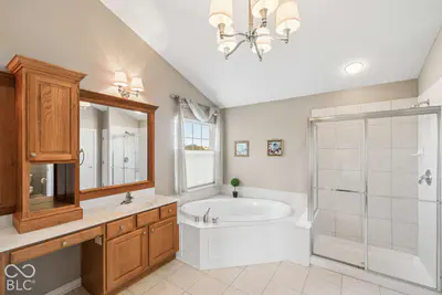 12472 Cirrus Drive, Fishers - 23