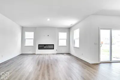 394 Eisenhower Street, Fortville - 14