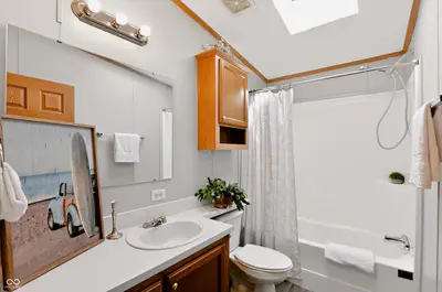 150 Sunset Court, Cicero - 31