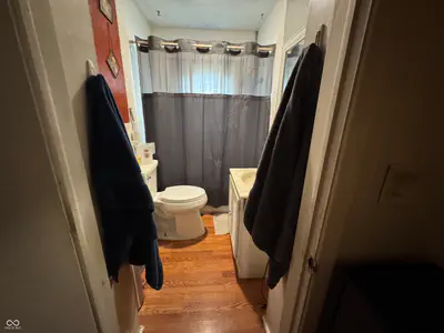 1010 N Harrison Street, Alexandria - 9