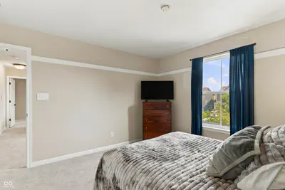 12248 Hawks Nest Drive, Fishers - 53