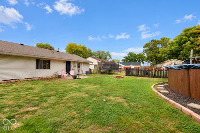1021 Eastlawn Drive, Whiteland - 21