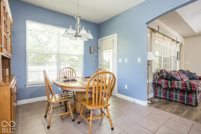 5658 Augusta Woods Drive, Plainfield - 10