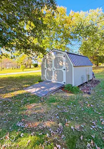 150 W 300 S, Crawfordsville - 23