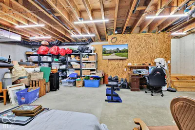 5771 Burlington Drive, Muncie - 35