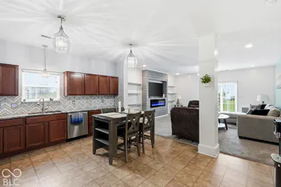 2349 Cole Wood Circle, Indianapolis - 10