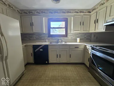 2861 Colonial Avenue, Terre Haute - 8