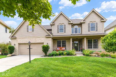 12085 Biddle Dr, Fishers - 3