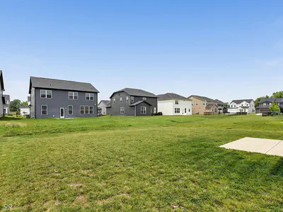 3352 Preakness Street, Whitestown - 38