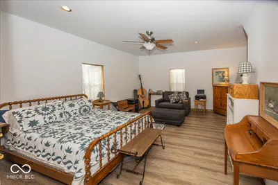 10025 County Road 450 Road, Shirley - 16