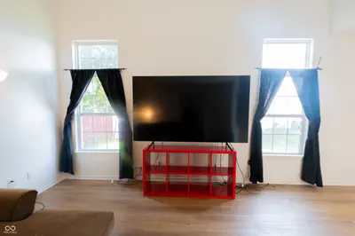 8204 Lake Tree Lane, Indianapolis - 7