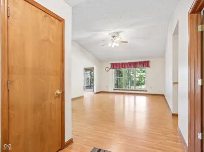 7238 Hearthstone, Indianapolis - 10