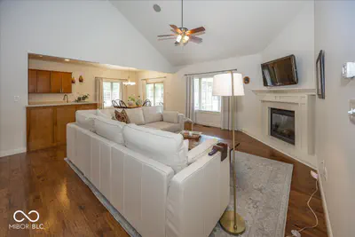 7082 Bitternut Lane, Plainfield - 5