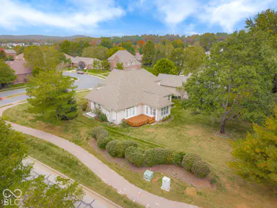 725 Greystone Court, Columbus - 82