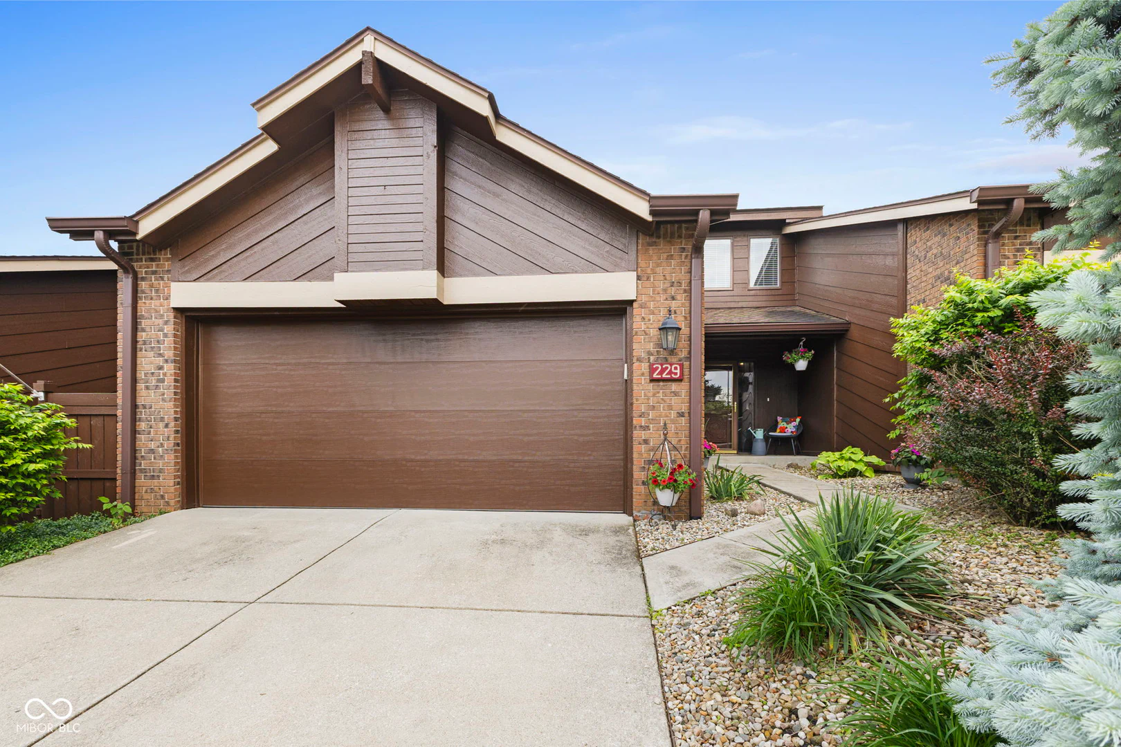 229 Brighton Court, Greenwood