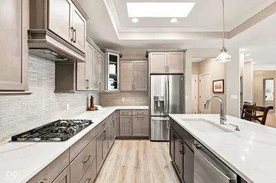 6891 Acadia Lane, Zionsville - 11
