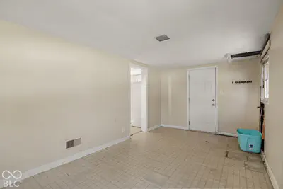 622 W 41st Street, Indianapolis - 3