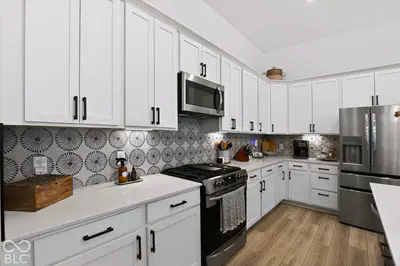 8398 Hulton Road, Pendleton - 11