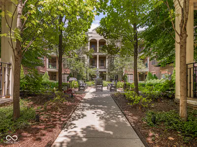 450 Ohio Street, Indianapolis - 9