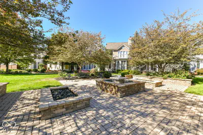 327 Walnut Street, Indianapolis - 42
