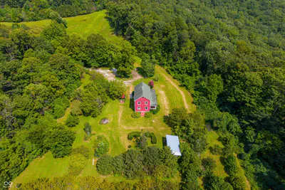 6821 W County Road 700 N, Freetown - 84